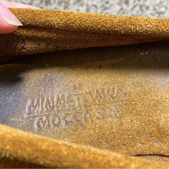 Minnetonka Genuine Leather Hardsole Embroidered Slip-on Moccasins Sz 8.5 - Picture 11 of 12